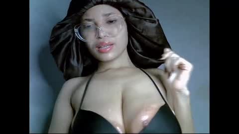 Snapshot of ebony_badgurl chatting on May 2026 06:38:02 PM Ebony badgurl online show from May 2026 06:38:02 PM