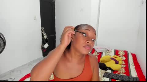Snapshot of ebony_banks chatting on May 2026 02:40:02 AM Liz online show from May 2026 02:40:02 AM