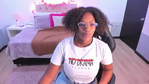 Snapshot of ebony_fantasy2 chatting on September 2025 11:35:02 AM ebony_fantasy2 online show from September 2025 11:35:02 AM