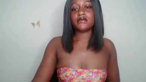 Ella online show from October 2025 03:10:02 PM