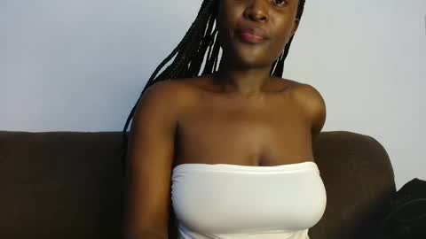 ebony online show from October 2025 08:52:02 PM