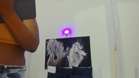 Snapshot of ebony_katterin chatting on December 2024 07:20:01 PM ebony_katterin online show from December 2024 07:20:01 PM
