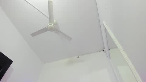 Snapshot of ebony_katterin chatting on December 2024 03:13:02 PM ebony_katterin online show from December 2024 03:13:02 PM