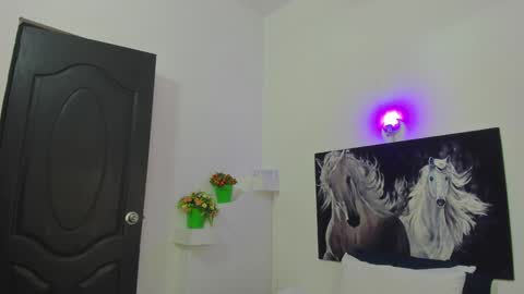 Snapshot of ebony_katterin chatting on January 2025 07:07:02 PM ebony_katterin online show from January 2025 07:07:02 PM