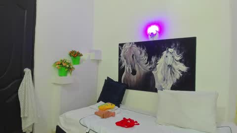 Snapshot of ebony_katterin chatting on January 2025 07:02:02 PM ebony_katterin online show from January 2025 07:02:02 PM