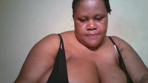 Snapshot of ebony_magixs chatting on September 2025 09:37:01 PM ebony_magixs online show from September 2025 09:37:01 PM
