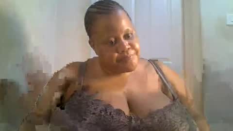 Snapshot of ebony_magixs chatting on September 2025 11:50:01 PM ebony_magixs online show from September 2025 11:50:01 PM