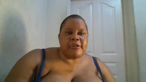 Snapshot of ebony_magixs chatting on September 2025 01:02:02 PM ebony_magixs online show from September 2025 01:02:02 PM