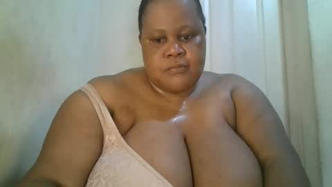 Snapshot of ebony_magixs chatting on September 2025 03:49:01 PM ebony_magixs online show from September 2025 03:49:01 PM