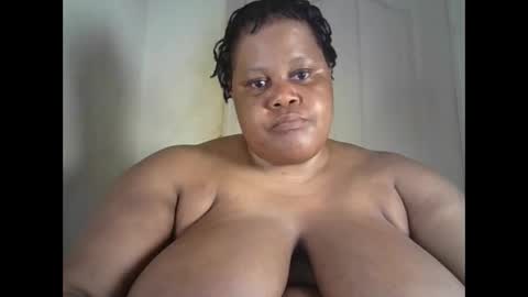 Snapshot of ebony_magixs chatting on October 2025 02:21:02 AM ebony_magixs online show from October 2025 02:21:02 AM