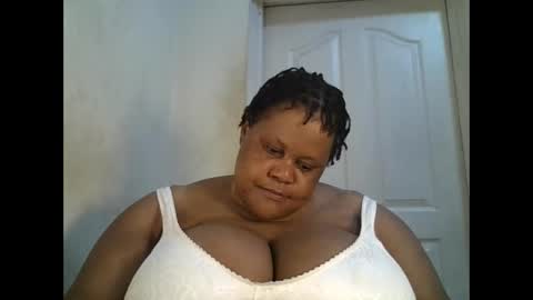 Snapshot of ebony_magixs chatting on October 2025 07:02:02 PM ebony_magixs online show from October 2025 07:02:02 PM