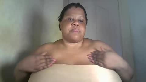 ebony_magixs online show from October 2025 06:03:02 AM