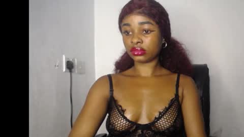 Snapshot of ebony_slimgirl0 chatting on June 2026 05:16:02 PM Lilly online show from June 2026 05:16:02 PM