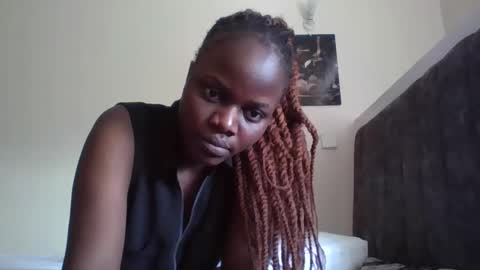 Snapshot of ebony_tasha chatting on April 2026 05:34:01 AM tasha online show from April 2026 05:34:01 AM