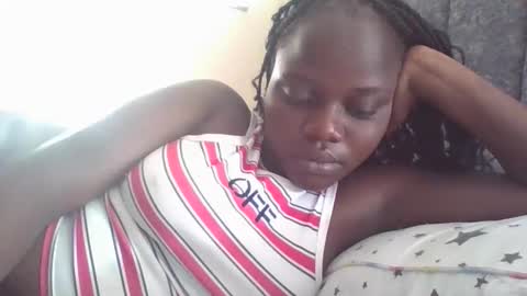 Snapshot of ebony_tasha chatting on May 2026 05:03:02 AM tasha online show from May 2026 05:03:02 AM