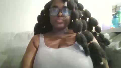 Snapshot of ebonybigtitqueen3 chatting on November 2025 03:09:01 AM ebonybigtitqueen3 online show from November 2025 03:09:01 AM