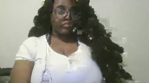 Snapshot of ebonybigtitqueen3 chatting on November 2025 02:00:01 AM ebonybigtitqueen3 online show from November 2025 02:00:01 AM