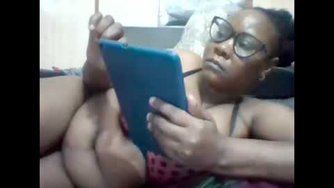 Snapshot of ebonybussy chatting on January 2025 11:16:01 AM MAMITO online show from January 2025 11:16:01 AM