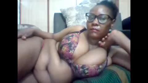 Snapshot of ebonybussy chatting on January 2025 10:34:01 PM MAMITO online show from January 2025 10:34:01 PM
