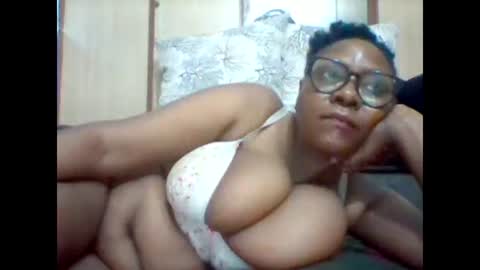 Snapshot of ebonybussy chatting on January 2025 10:34:02 AM MAMITO online show from January 2025 10:34:02 AM