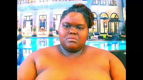 ebonyhotbuns4u2luv online show from February 2026 07:40:01 PM