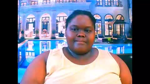 ebonyhotbuns4u2luv online show from February 2026 07:12:01 PM