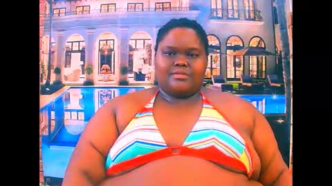 ebonyhotbuns4u2luv online show from June 2026 06:41:01 PM