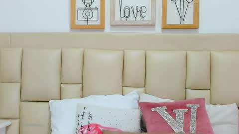 Ludovica online show from November 2025 03:34:01 AM