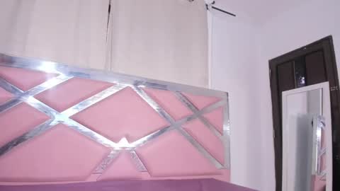 Ebonymorex online show from October 2025 12:47:02 PM