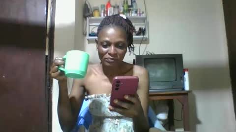 Snapshot of ebonyqueen4 chatting on October 2025 08:02:02 AM JACKLINE online show from October 2025 08:02:02 AM