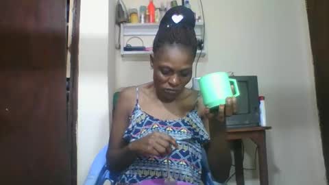 Snapshot of ebonyqueen4 chatting on October 2025 08:18:01 AM JACKLINE online show from October 2025 08:18:01 AM