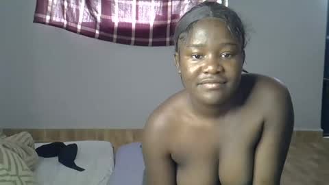 Snapshot of ebonyrapunzelle chatting on June 2026 07:54:02 AM ebonyrapunzelle online show from June 2026 07:54:02 AM