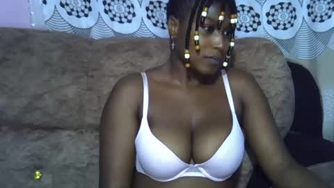 pretty online show from April 2026 09:28:01 PM