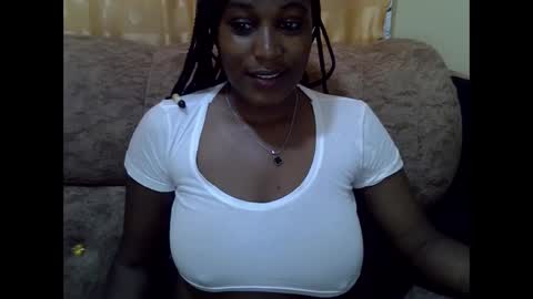 Snapshot of ebonysk chatting on June 2026 12:33:01 PM pretty online show from June 2026 12:33:01 PM