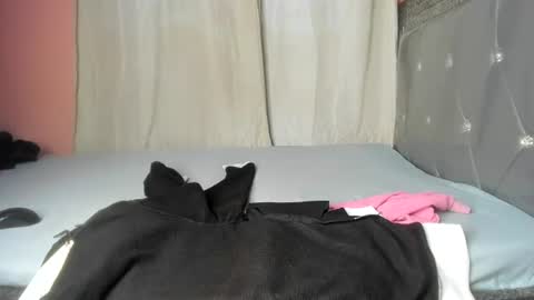 ebonysmiles00 online show from June 2026 07:22:02 AM