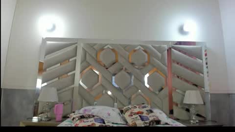 ebonysquirtcol online show from December 2025 10:51:03 PM