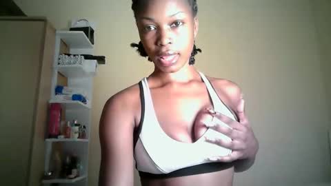 ebonytanqueen online show from April 2026 10:04:02 PM
