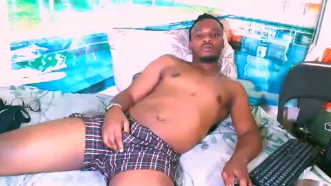 Snapshot of ebonytiger69 chatting on November 2025 01:19:02 AM ebonytiger69 online show from November 2025 01:19:02 AM