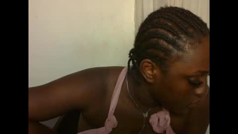 ebonyvd online show from December 2025 06:48:01 PM