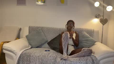 SweetyEbony online show from April 2026 05:21:02 PM