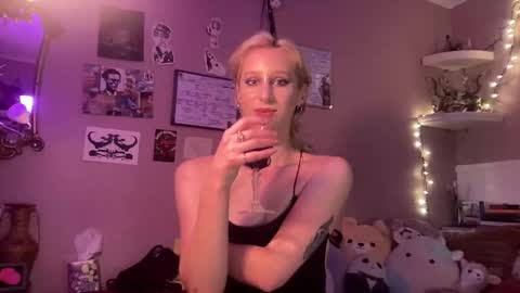 ecclectraa online show from May 2026 12:38:01 AM