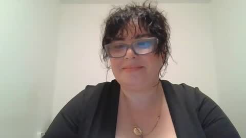 echo_dust online show from April 2026 07:41:01 PM