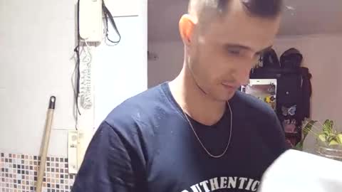 Snapshot of ed_big_cock chatting on September 2025 02:02:01 AM Edd Gallego online show from September 2025 02:02:01 AM