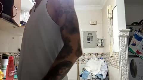 Snapshot of ed_big_cock chatting on October 2025 11:58:02 AM Edd Gallego online show from October 2025 11:58:02 AM