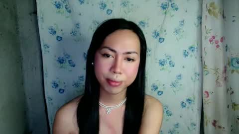 eddfox001 online show from April 2026 02:37:01 PM