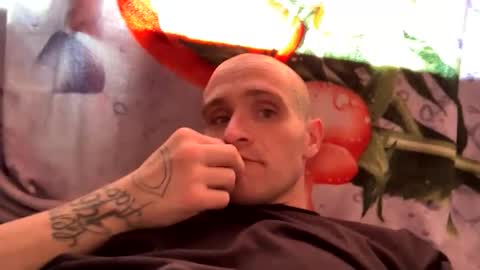 eddie90san online show from January 2026 05:51:02 PM