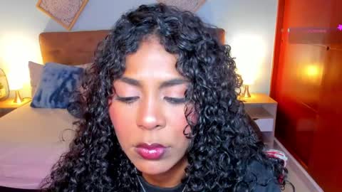 Snapshot of edelaine_rogers chatting on May 2026 06:32:02 AM ede online show from May 2026 06:32:02 AM