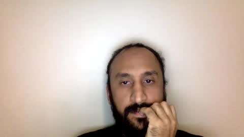 edgeuk1 online show from December 2025 09:57:01 PM