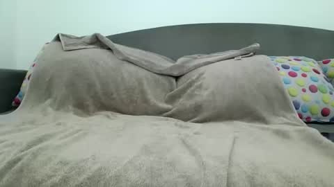 edgingmybritishdick online show from May 2026 09:25:01 AM