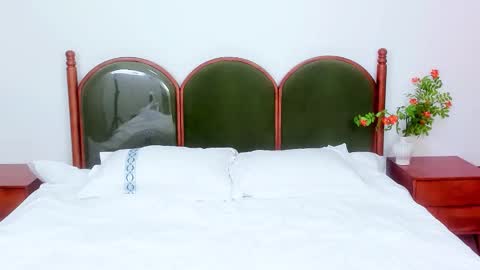 Hazel online show from March 2026 07:56:01 AM